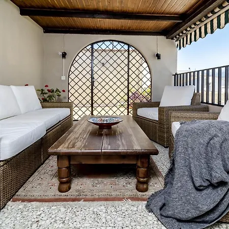 Διαμέρισμα San Pedro With Terrace By Costarentals - Ref M29